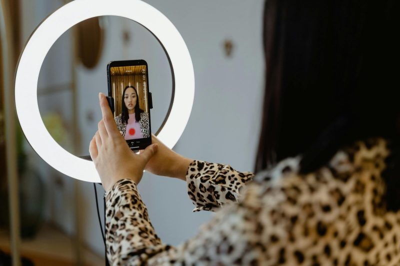 Tiktok adverteren uitbesteden