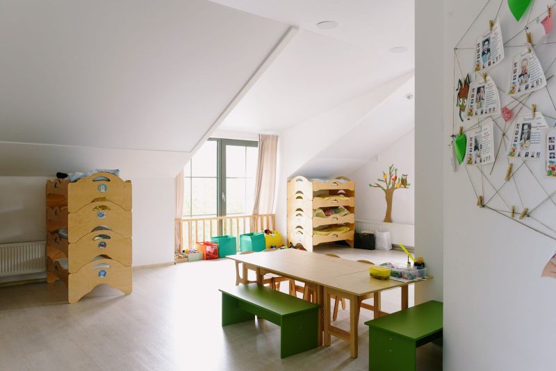 Lichte speelruimte van een kinderopvang, beeld bij online marketing voor kinderopvang