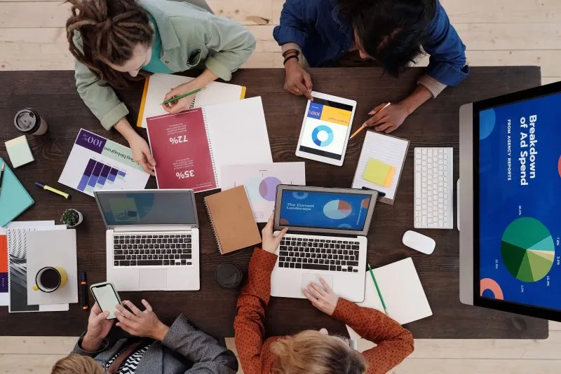 Online marketing bureau